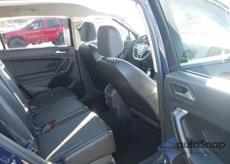 2021 Volkswagen Tiguan 2.0T Se/2.0T Se R-Line Black/2.0T Sel from USA, damaged, VIN 3VV2B7AX0MM118271